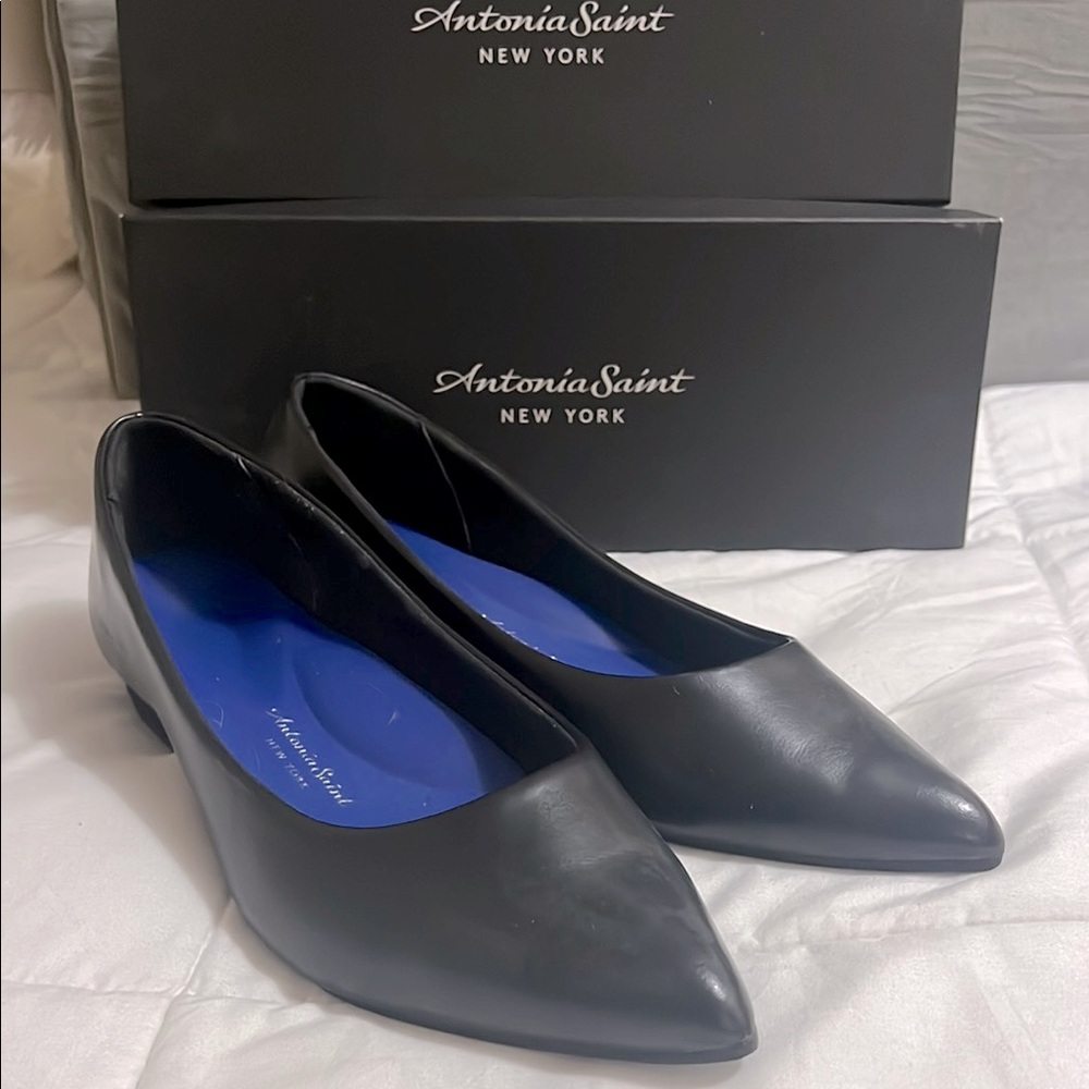 Black Pointed Toe Flats Antonia Saint NY size 11.5 EUC IN the Boxes RARE FIND !